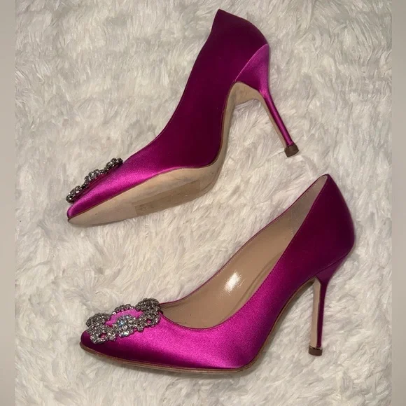 NEW MANOLO BLAHNIK Hangisi 90 crystal-embellished satin Purple pumps sz 35.5 - Picture 4 of 14